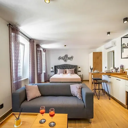 Portarata 1 Apartment